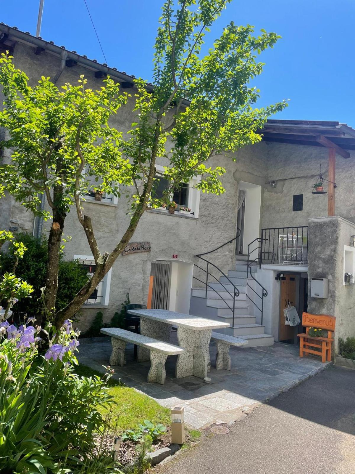 Hotel Ca Da La Nona Cavigliano Exteriér fotografie